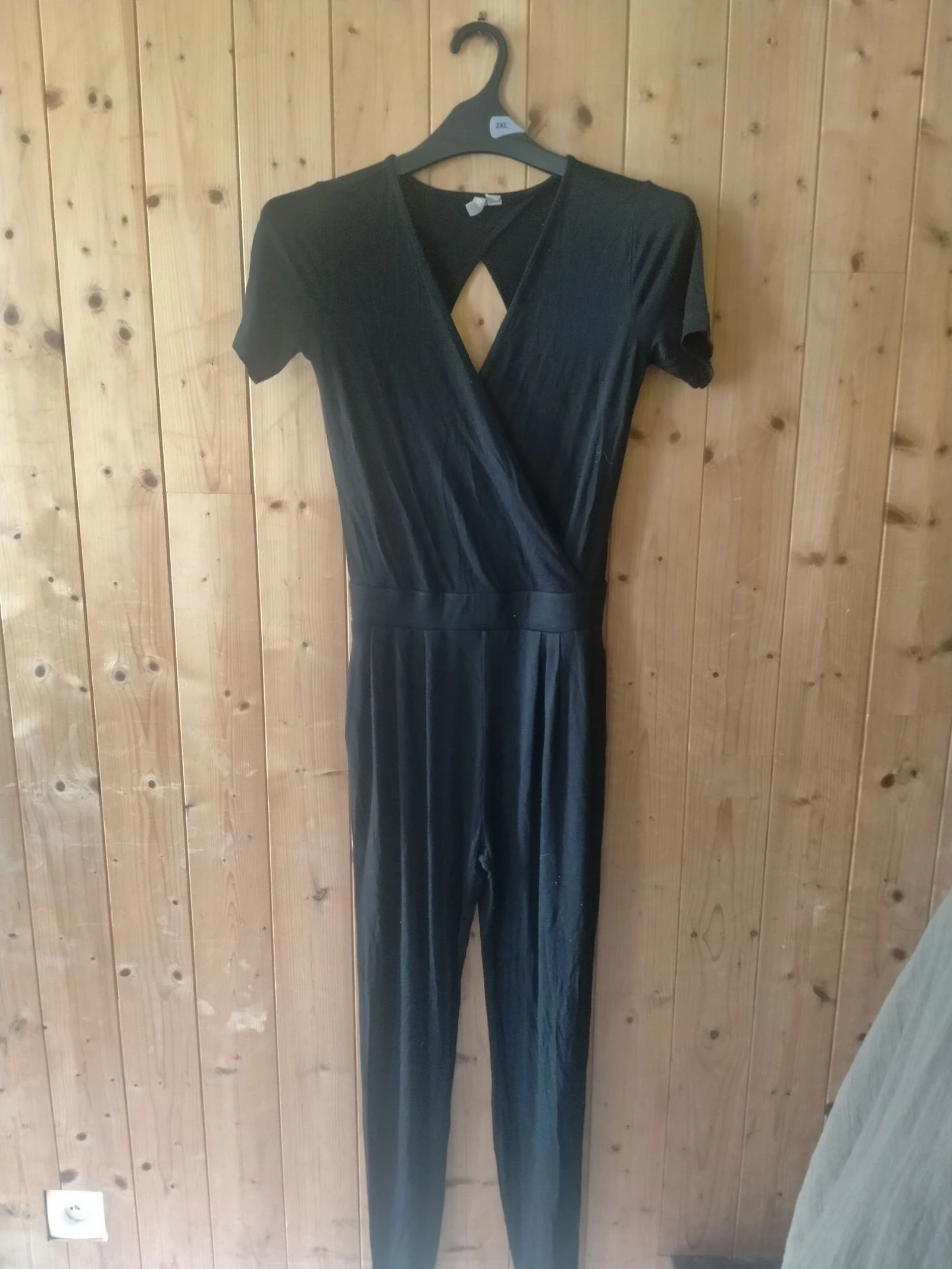 Combinaison noire ASOS T36 dos ouvert Très bon état